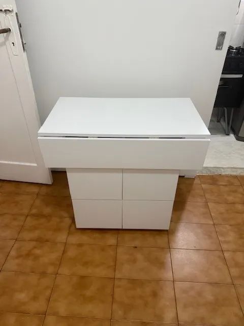 Mesa Jantar com 4 bancos Nova e montada - Foto 2