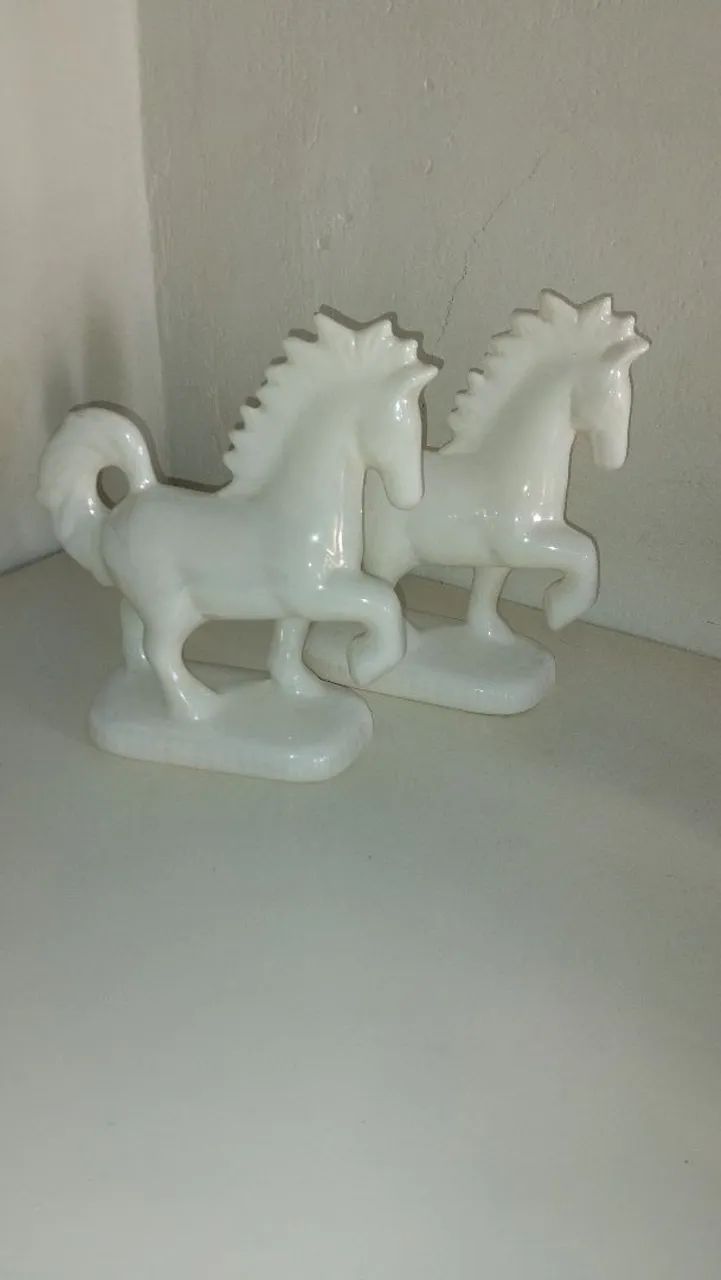OPORTUNIDADE * Conjunto de quatro peças de porcelana branca perolizadas antigas - Raridade - Foto 4