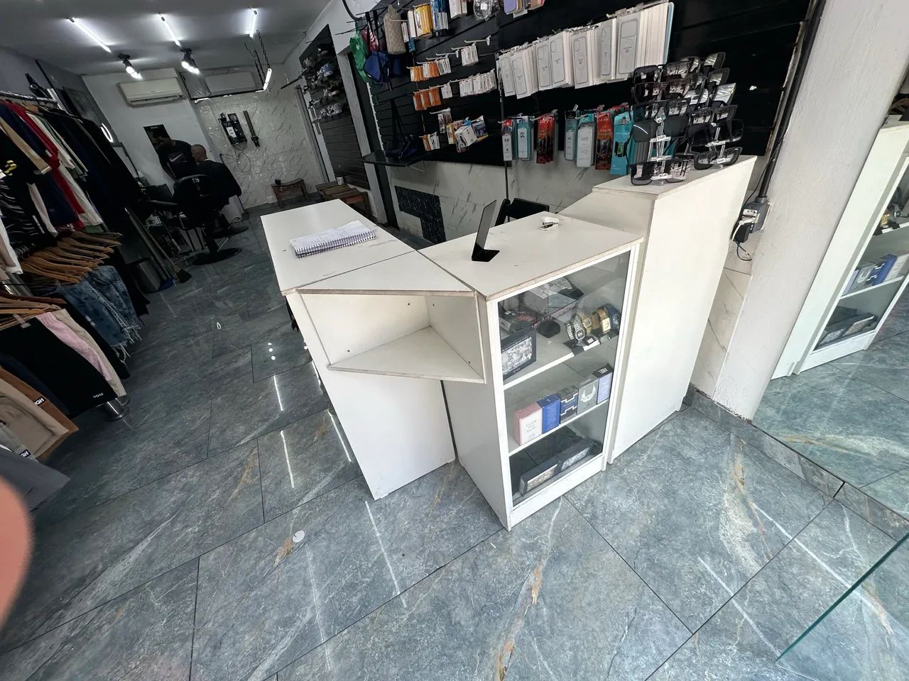 Vendo itens loja de roupa completa  - Foto 3