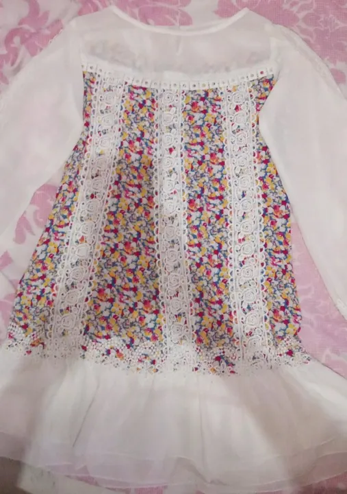 Vestido Infantil Floral com Renda