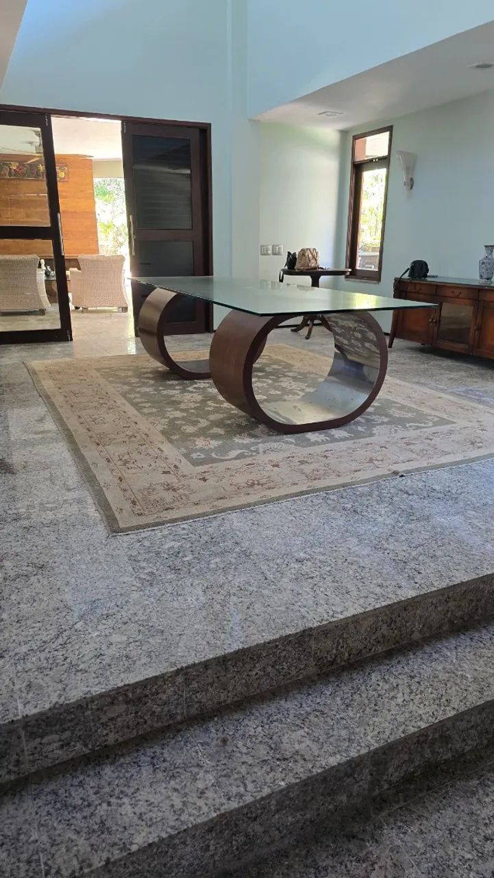 Dining Table472797228125409284