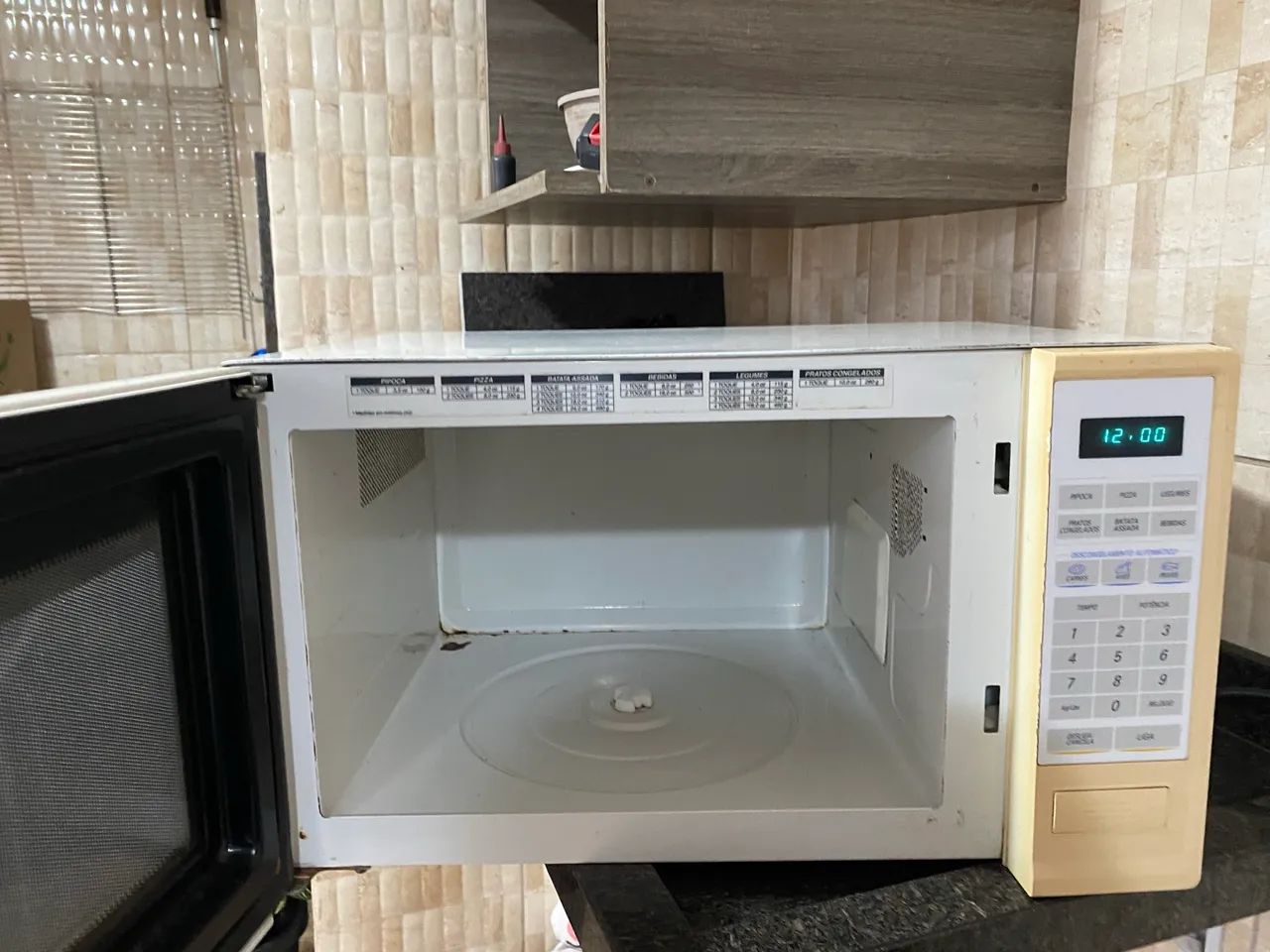 Microondas 32l continental 