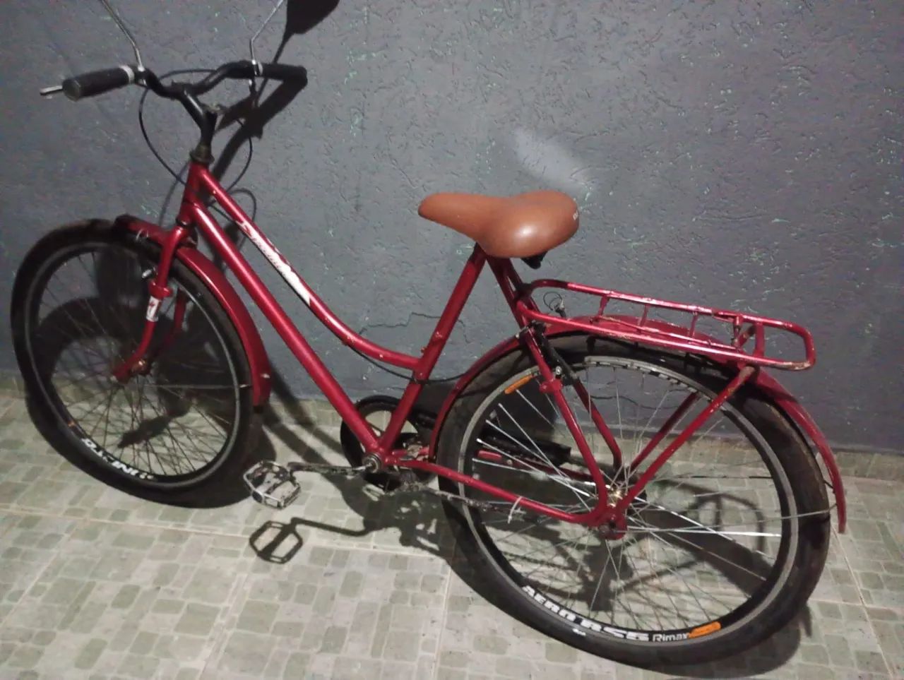 Vendo bicicleta aro 26 estilo Monark 