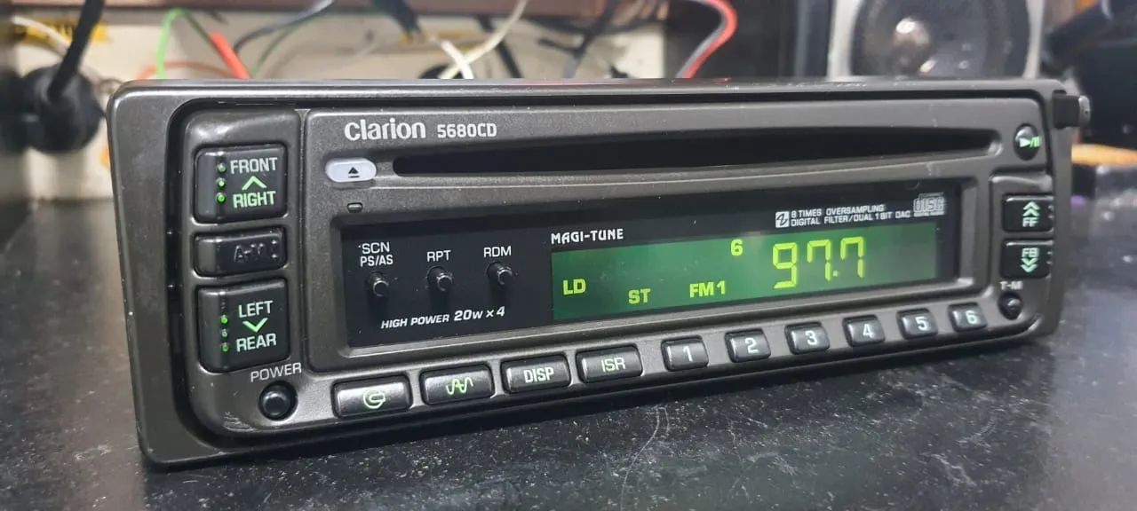 CD Player Clarion 5680 - Foto 3