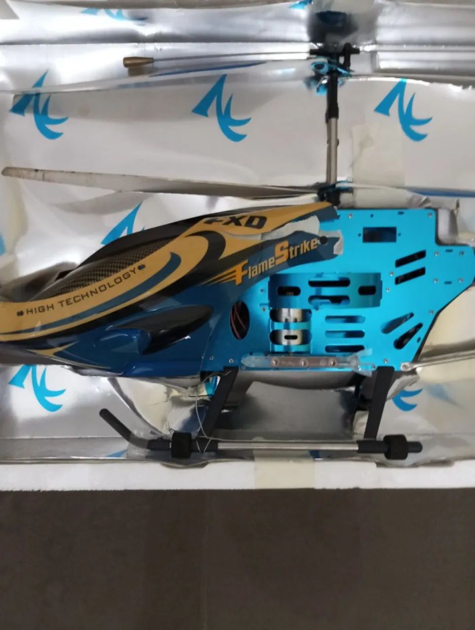 Helicóptero bateria  - Foto 3