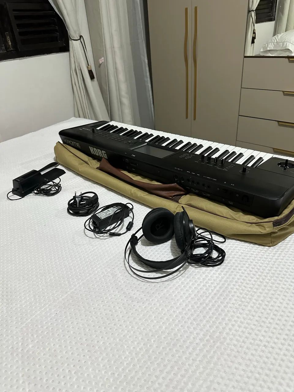 Teclado Korg Krome 61 - Foto 5