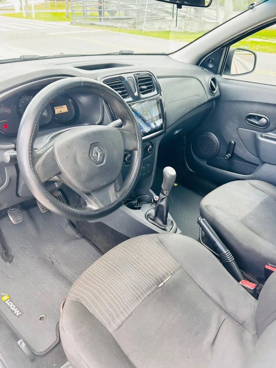 Renault Logan Authentique Hi-flex 1.0 16V 4P 2015 - Foto 5