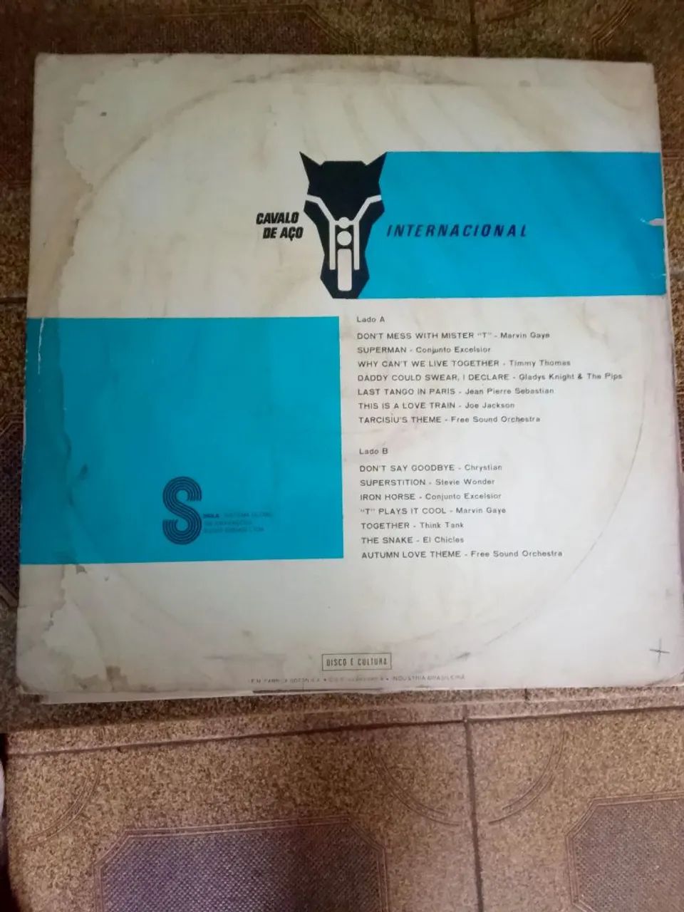Disco de Vinil 1973 Som Livre - Cavalo de Aço em bom estado  - Foto 5
