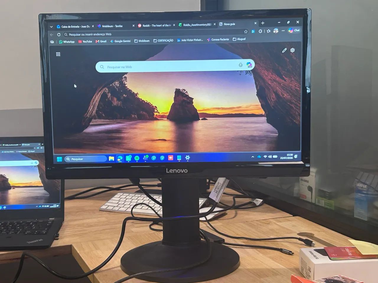 Monitor Lenovo F2231P - 21? FULL HD - Entrada VGA