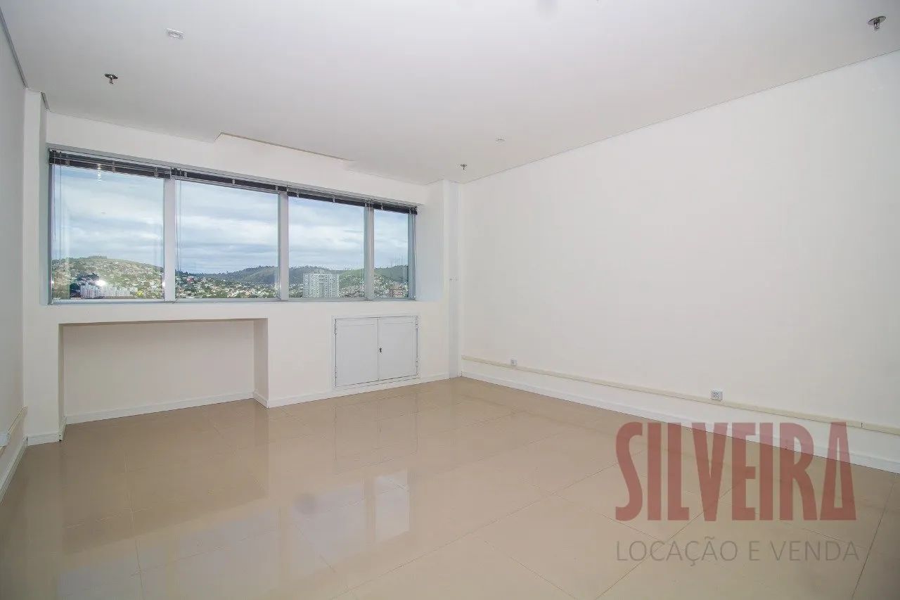 Sala Comercial com 35 m² de Área Privativa no Bairro Central Parque