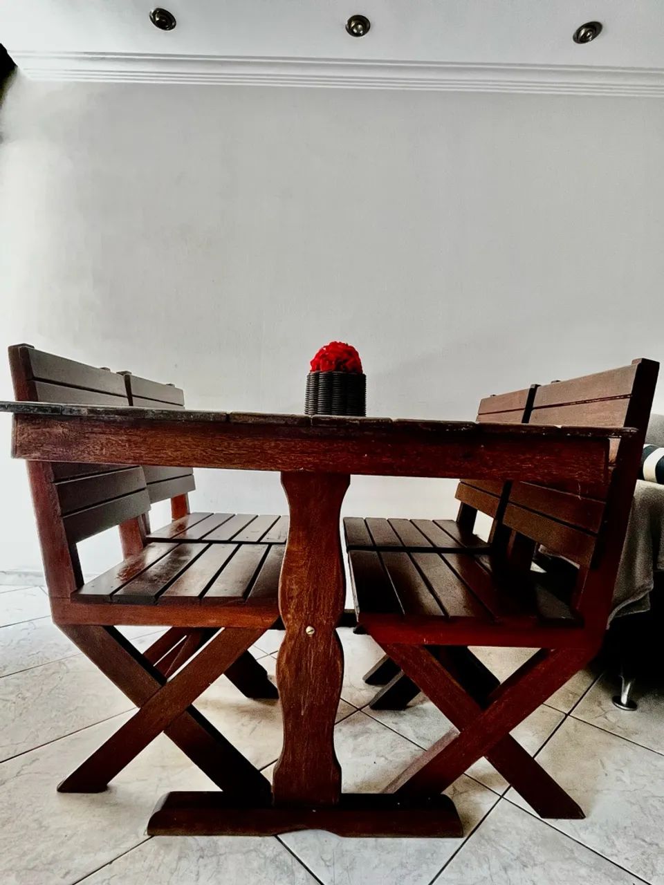 Mesa Madeira c/ 4 Cadeiras. - Foto 3