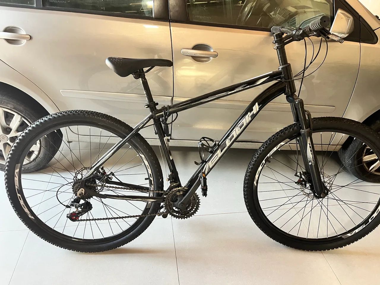 Vende-se bicicleta semi nova  - Foto 3