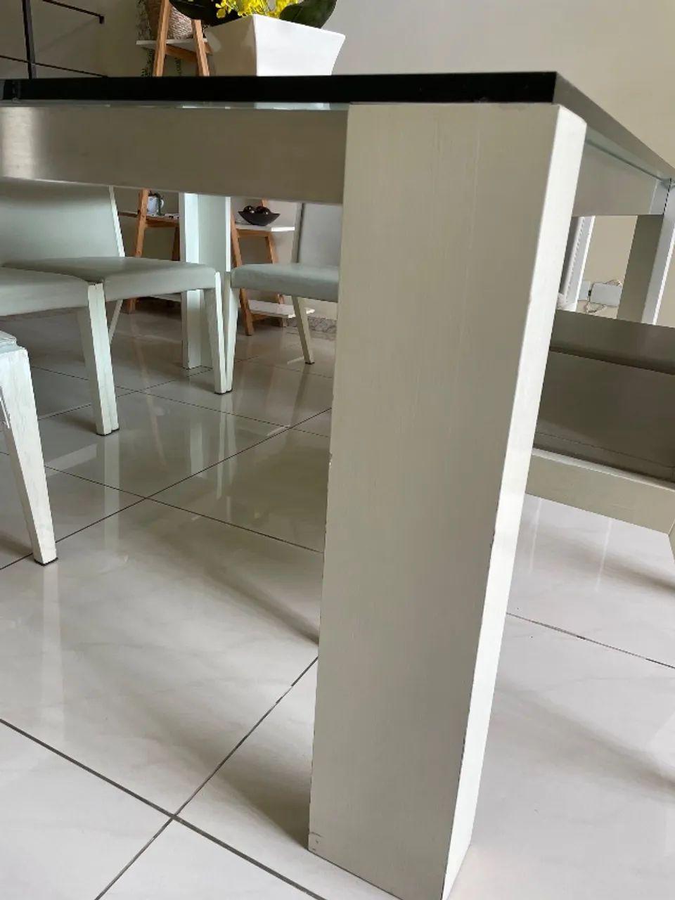 Mesa de jantar com 8 cadeiras - Foto 2