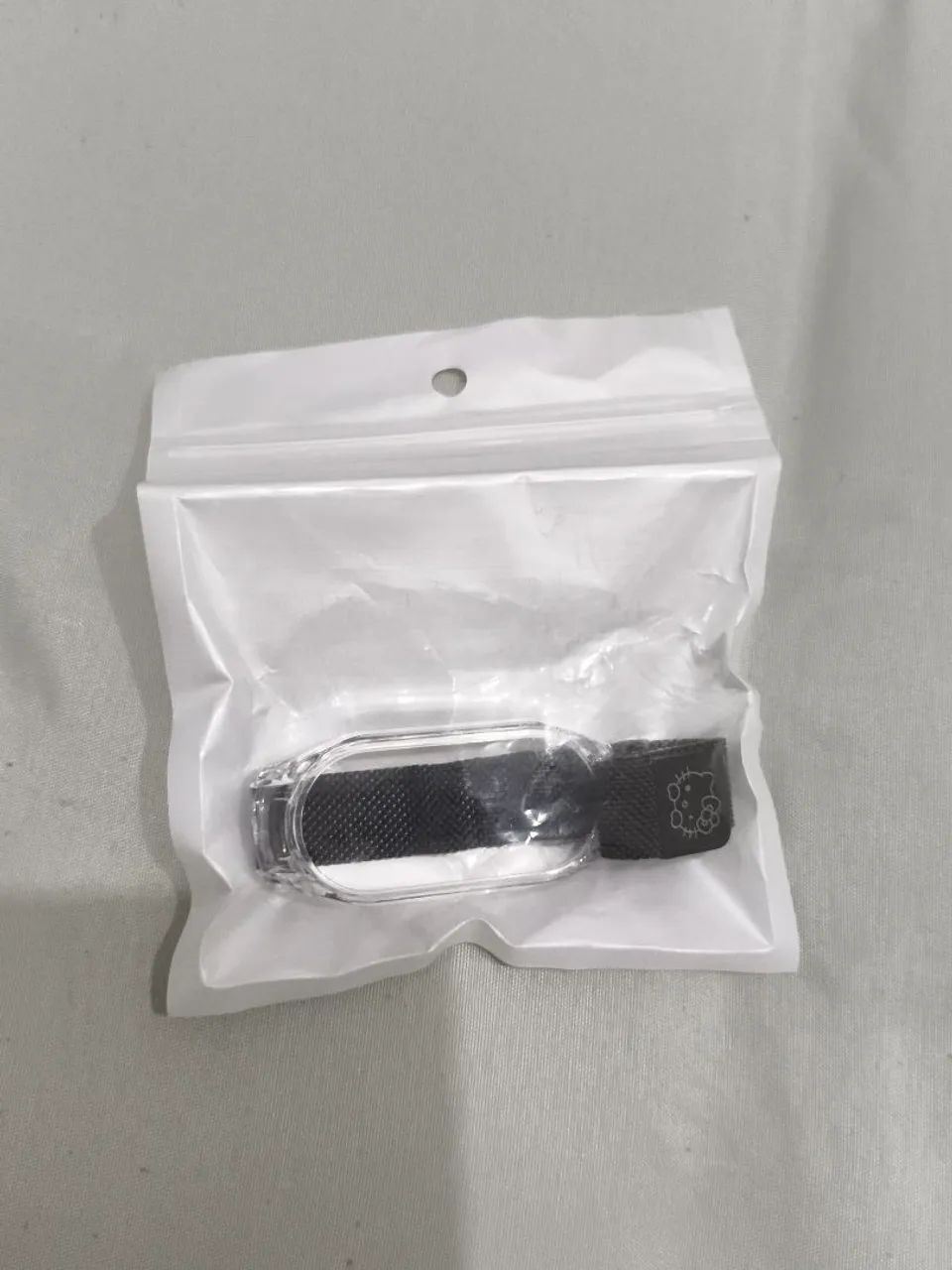 Pulseira para MiBand 9 Preta Magnética Hello Kitty - Foto 3