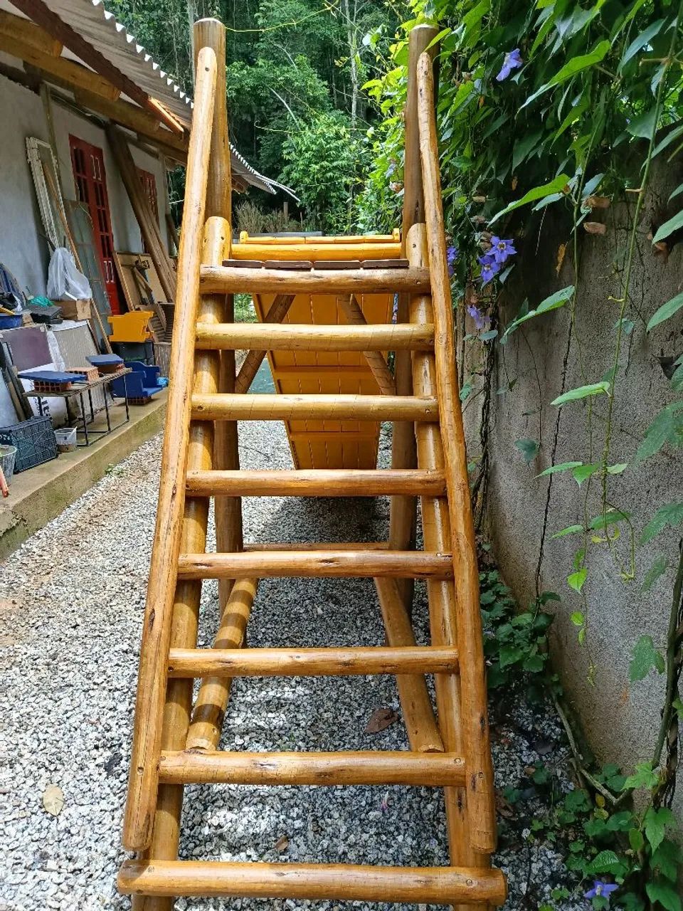 Escorrega de madeira  - Foto 3