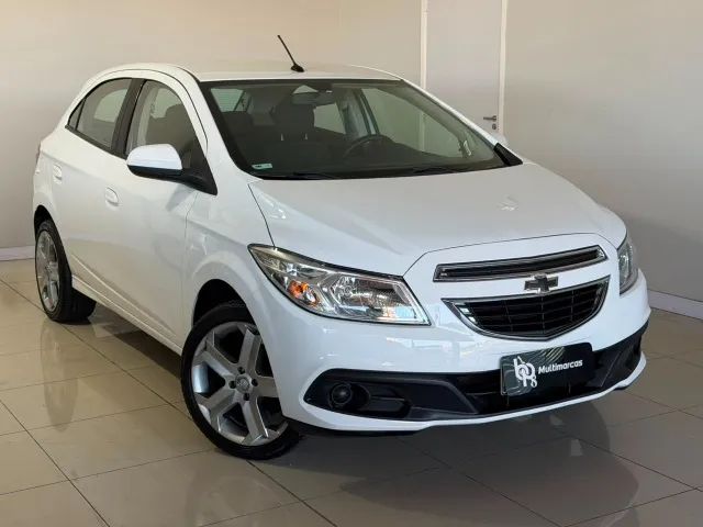 Chevrolet Onix Hatch LT 1.0 8V Flex Power Mec. 4P 2014