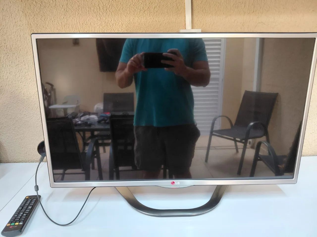 TV LG 32 polegadas + game stick 4k
