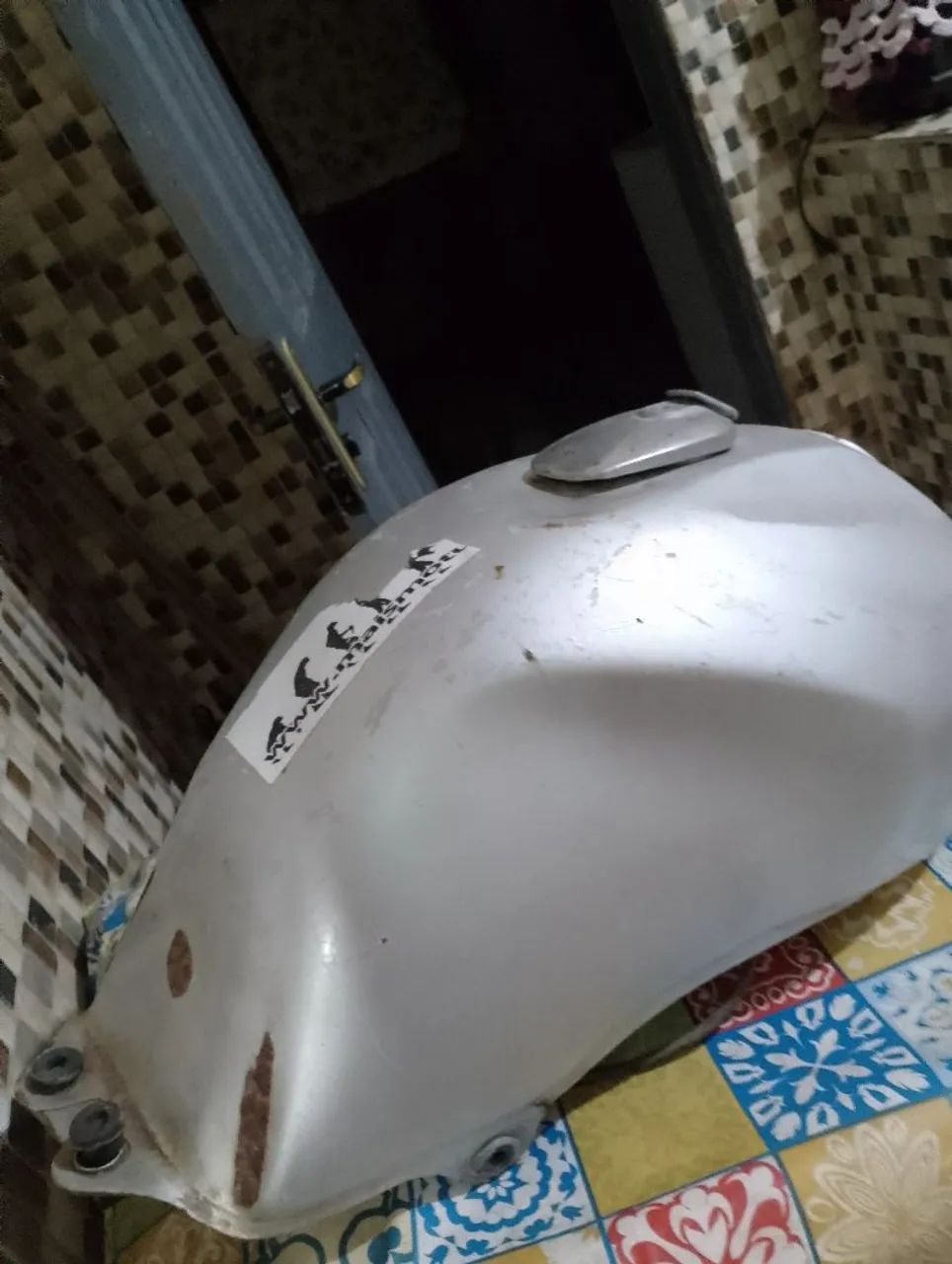 Vende-se Tank de moto  - Foto 2