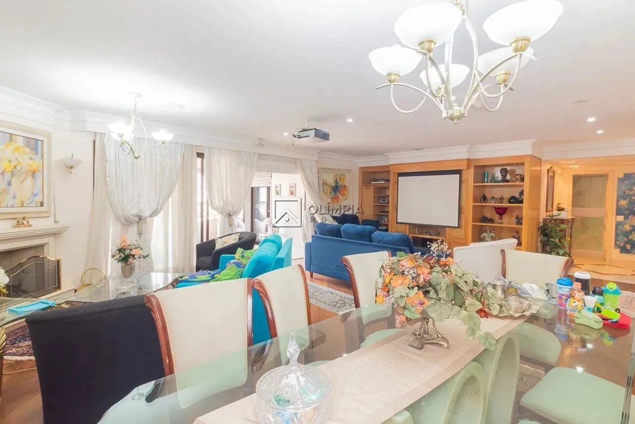 Venda Apartamento 4 Dormitórios - 228 m² Moema