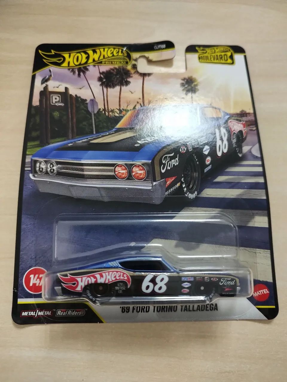 Hot Wheels Premium Ford Torino Talladega - Brinquedos e Jogos