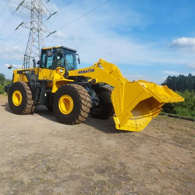 PA CARREGADEIRA KPMATSU WA470-6 ANO 2018