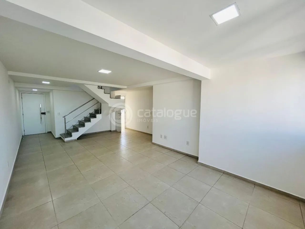 - Cobertura Duplex com 260m2 - 3 suites sendo 01 master com closet - Foto 4