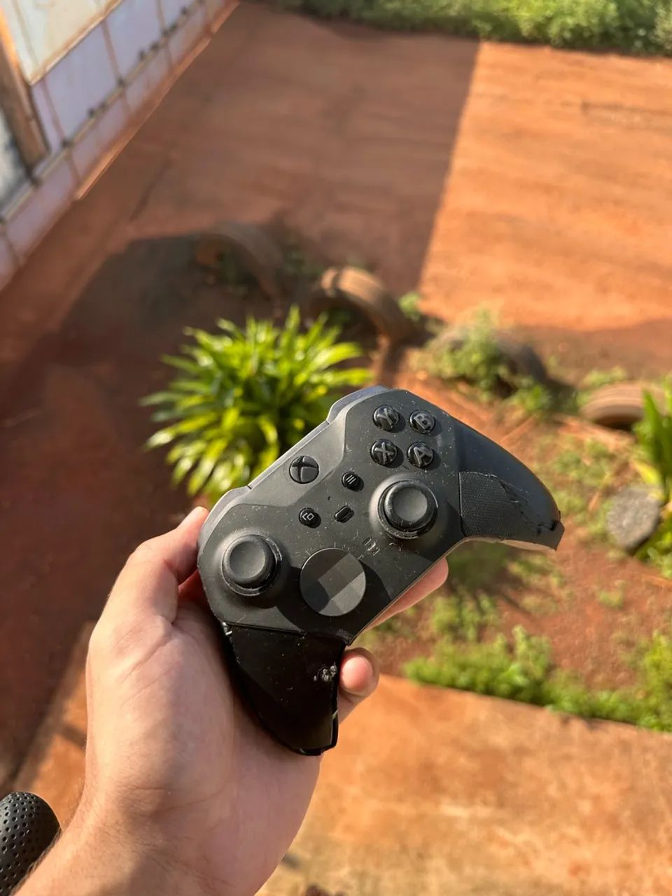 Controle elite 2 xbox defeito - Foto 3