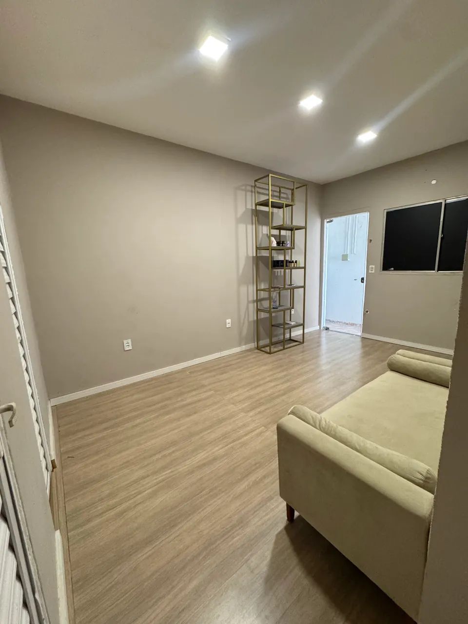 SALA COMERCIAL PARA SERVIÇOS DE BELEZA - Foto 4