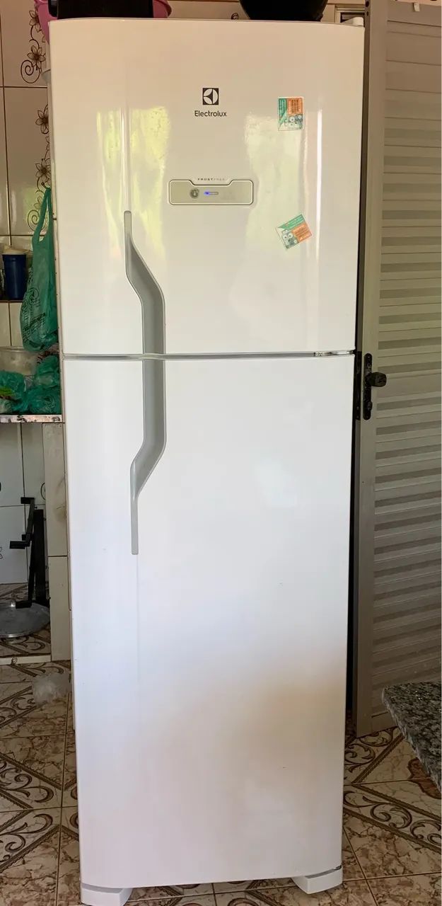 Geladeira eletrolux 