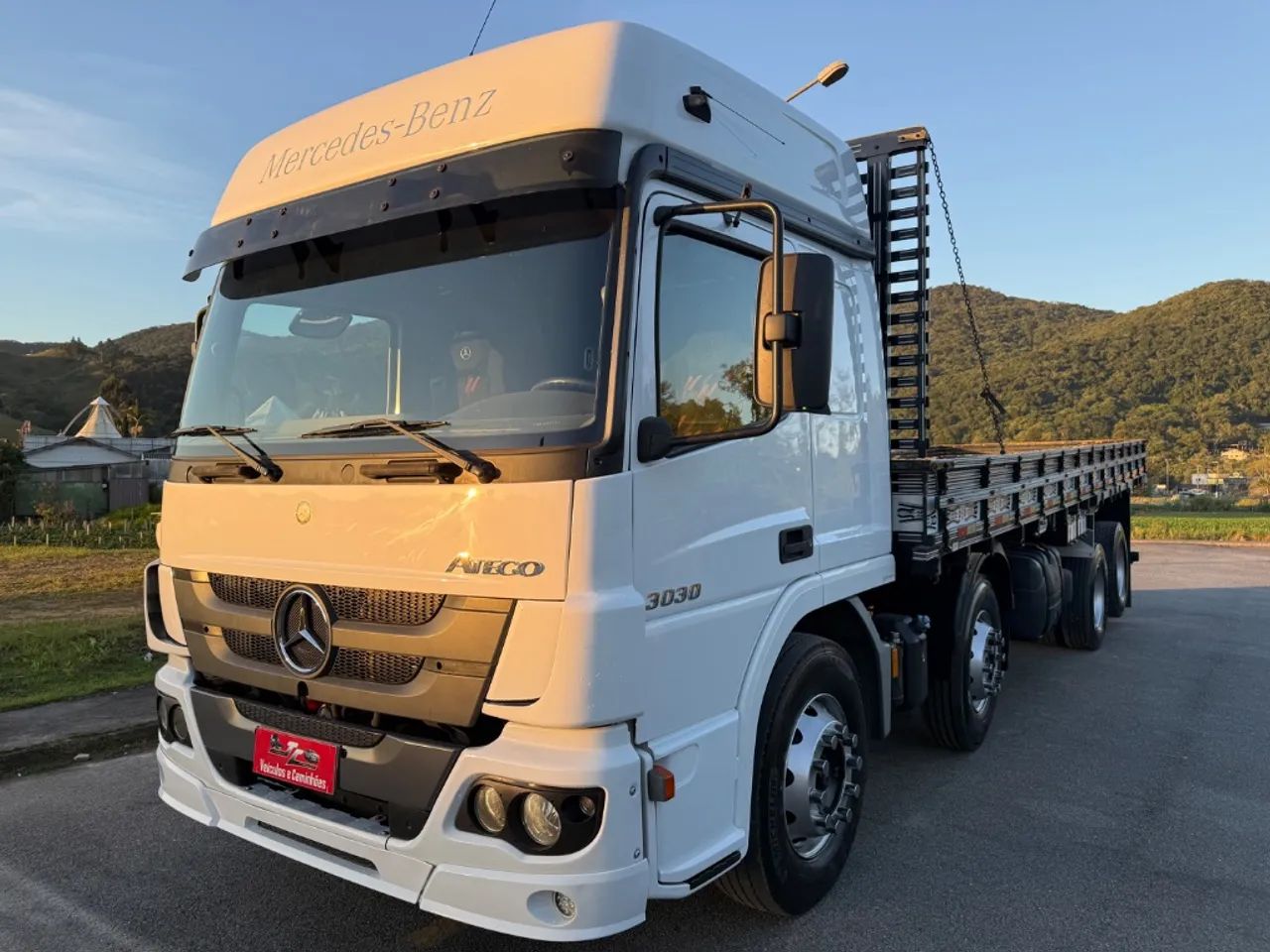 MB Atego 3030 8x2 Carroceria - Foto 5