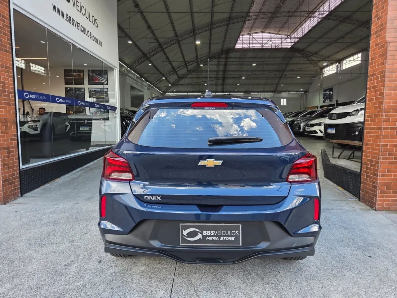 Chevrolet Onix Hatch 1.0 12V Flex Mec. 4P, foto 7 de 8