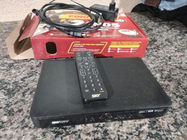 Receptor SKY, com controle