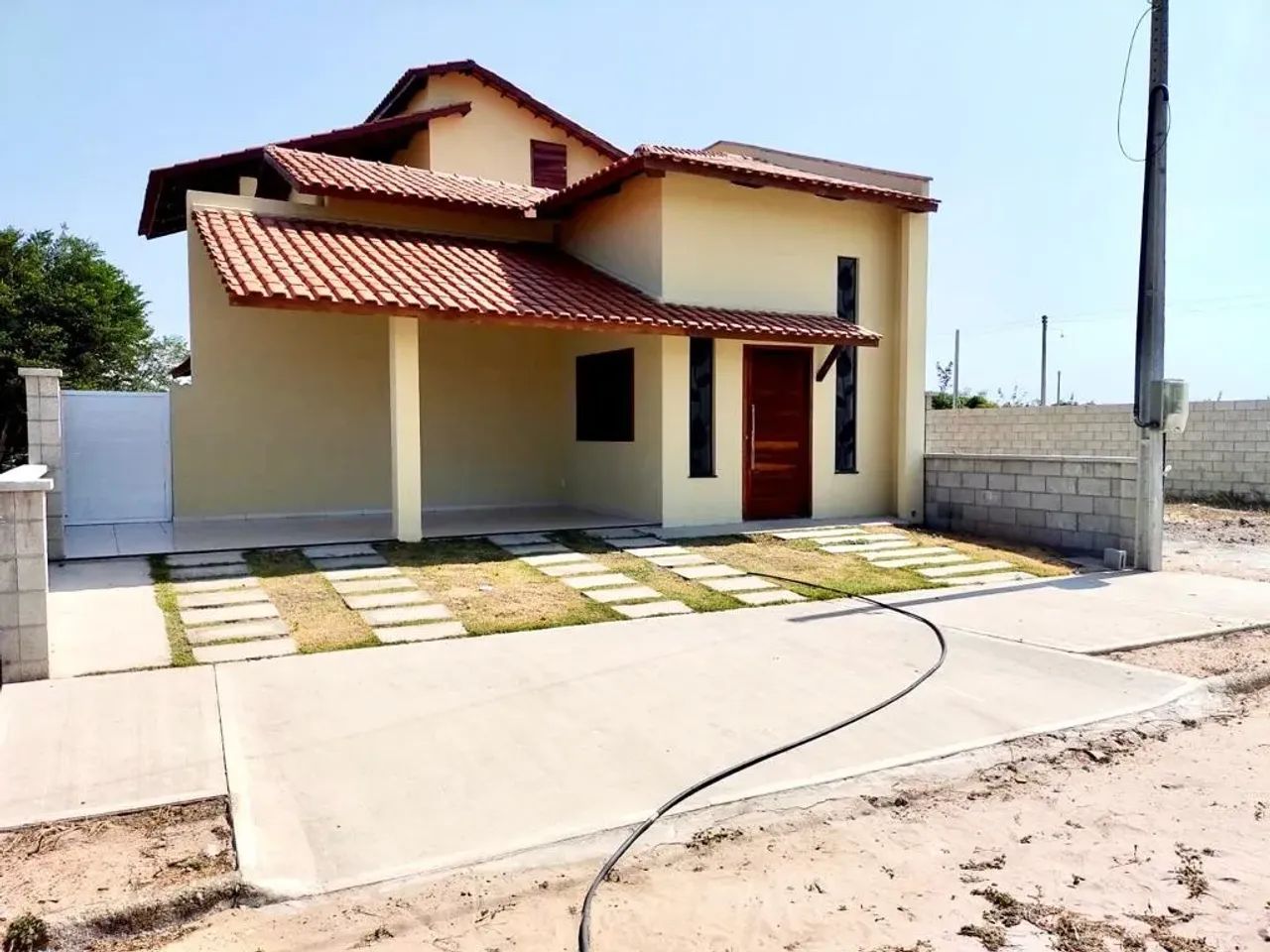 Lote em condomínio fechado e próximo à praia  na Caponga - Ceará