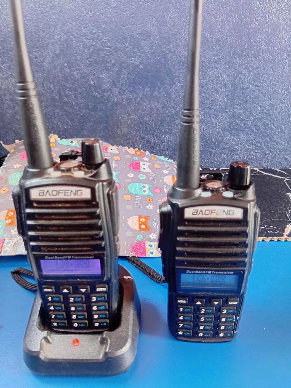 Kit 02 Rádios HT Comunicação $ 80 reais  $100 