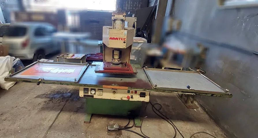 Máquina de Solda Eletrônica Aratec 8kva com válvula - Foto 2