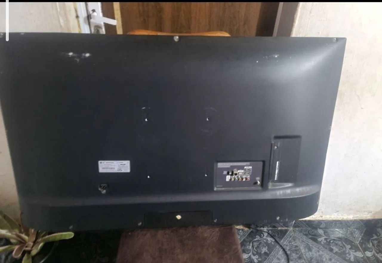(LEIA O ANÚNCIO) SMARTV LG 50 POLEGADAS 4K (LEIA O ANÚNCIO)