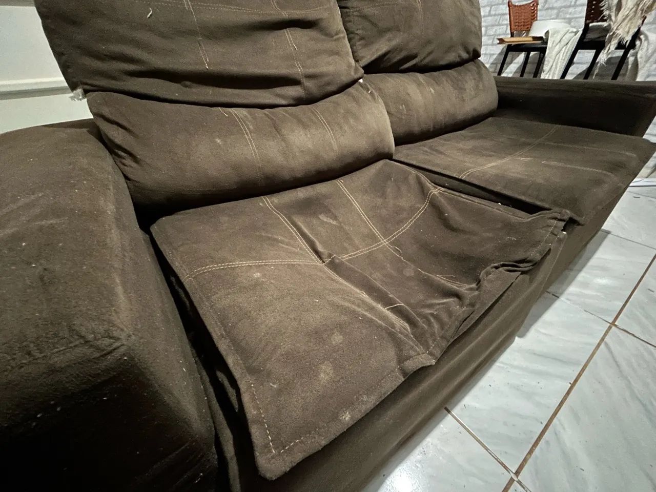 VENDO SOFÁ RETRÁTIL E RECLINÁVEL - Foto 4