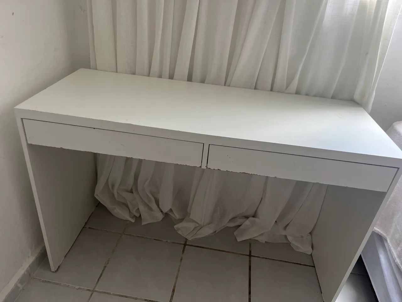 Escrivaninha com duas gavetas  - Foto 5