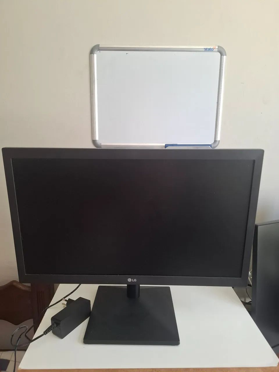 Monitor PC LG 19.5" 20MK400H-B LED HD HDMI VGA 75Hz 2ms Ajuste de inclinação Reader mode