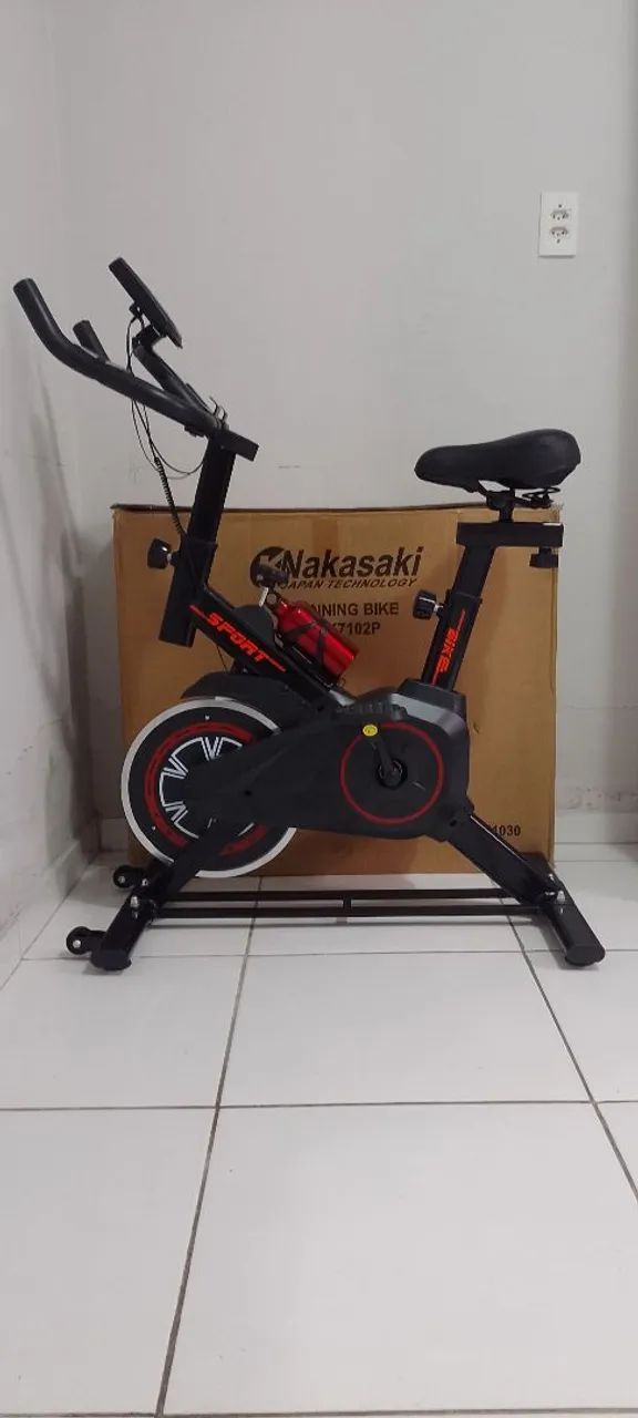 BICICLETA ERGOMÉTRICA NOVA ( PARA VENDER LOGO)