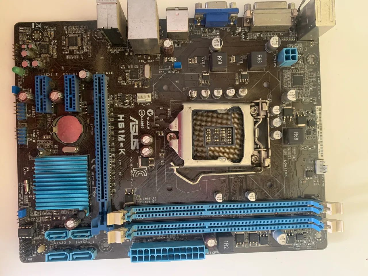 Placa mãe Asus h61m-k