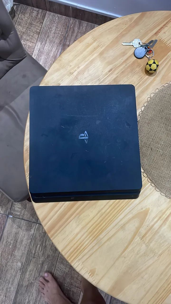 Vendo ps4 slim em perfeito estado - Foto 2