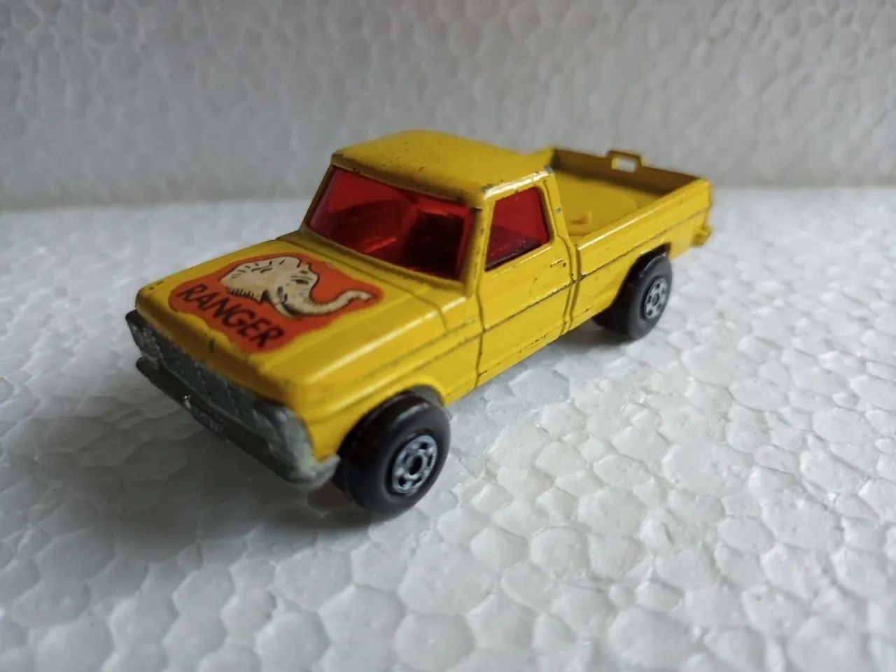 Carrinho Pick-up Matchbox Rolamatcs 1/64