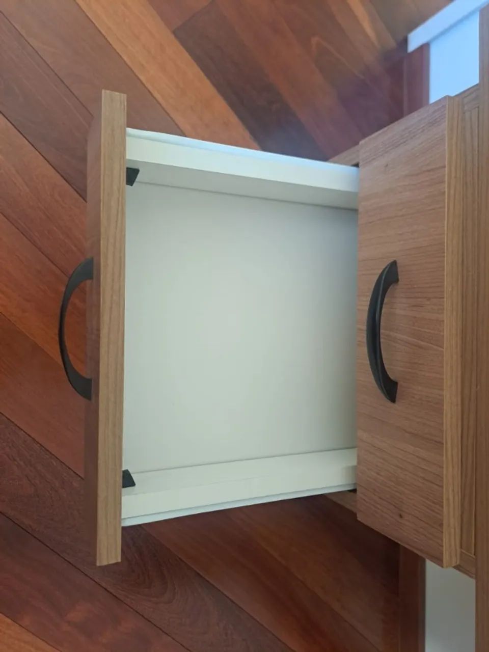  KIT 2 MESAS ESCRITÓRIO - COM E SEM GAVETAS - Foto 4