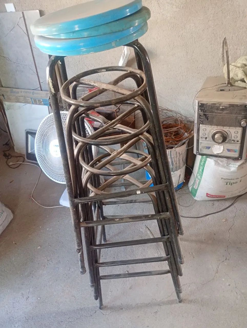 Vendo cadeira para comércio 