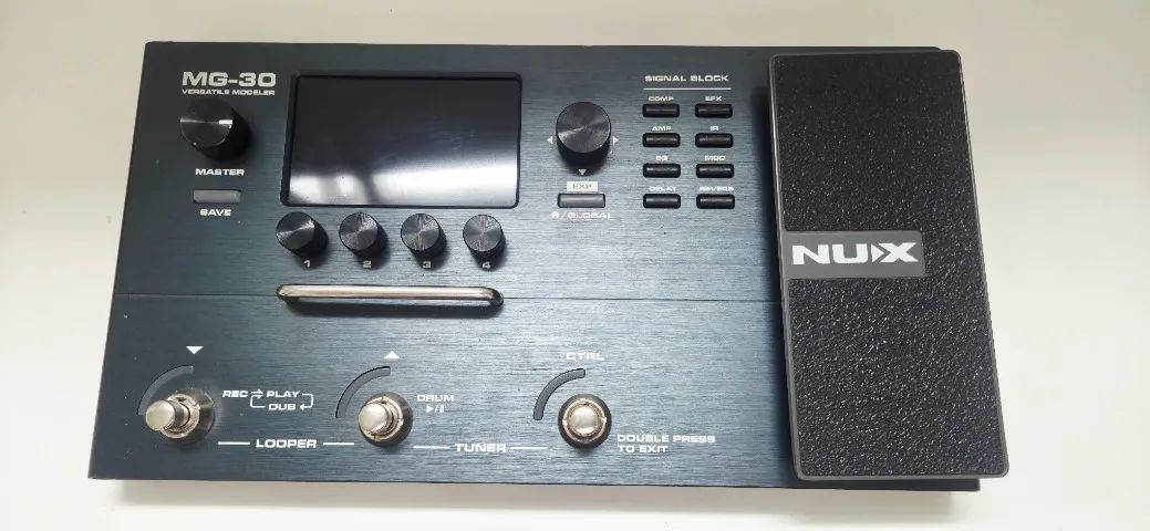 Pedaleira NUX MG 30