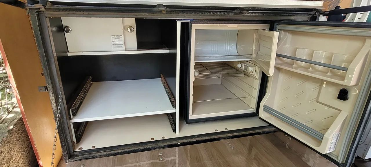 Caixa de comida com compartimento para geladeira  - Foto 3