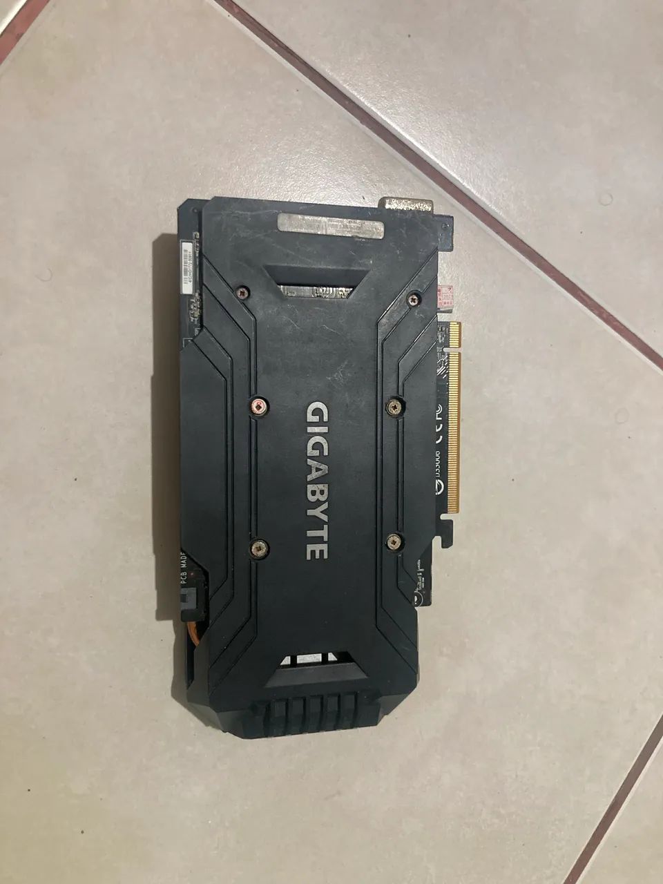 placa de vídeo Gigabyte GeForce GTX 1060 Windforce OC