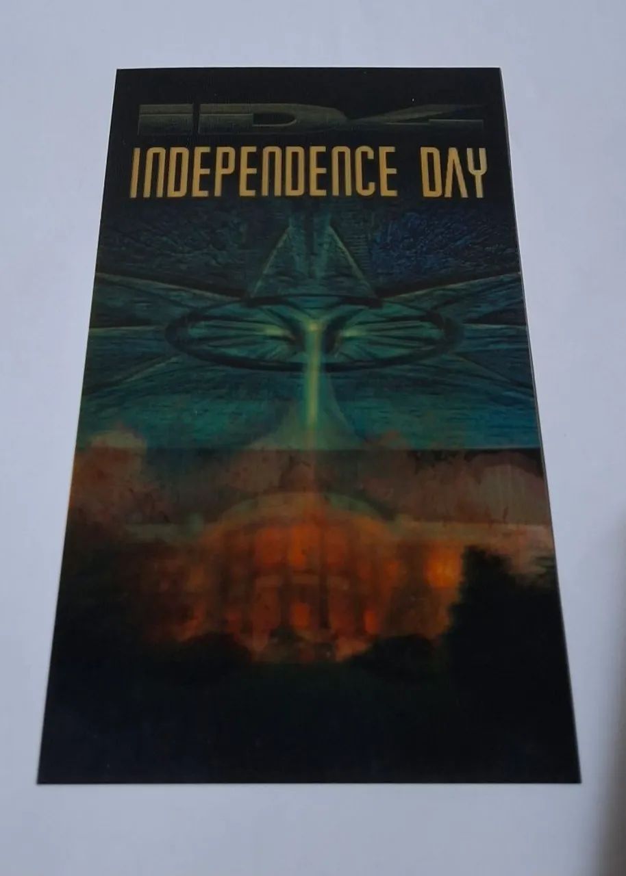 Fita Vhs original Independence Day Card 3D Colecionador (Legendado) - Foto 3