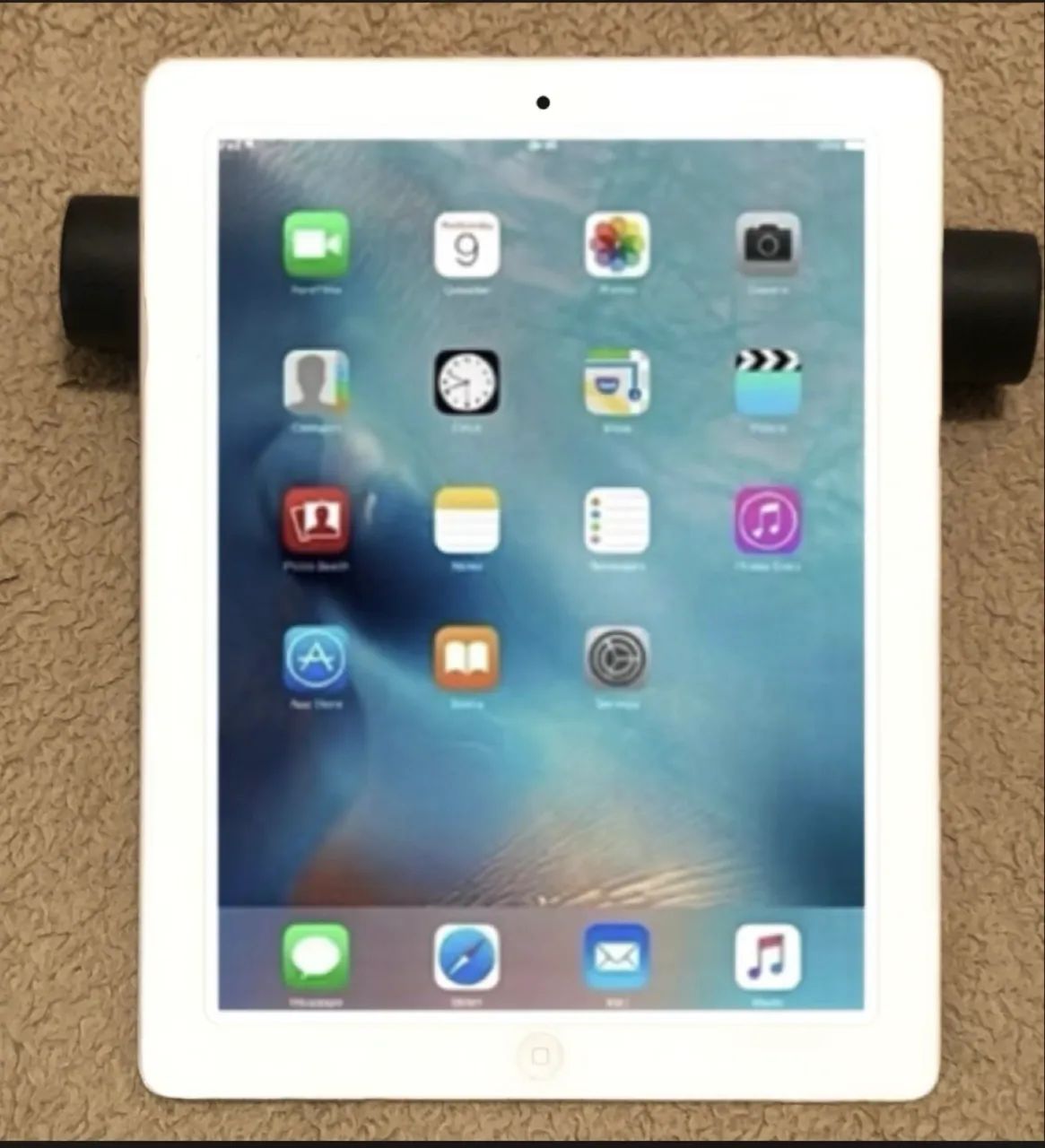 iPAD prata (APPLE) 1ªgeração 16gb de memória wi-fi 